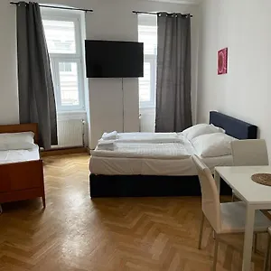 Hotel Easybook-in, Vienne