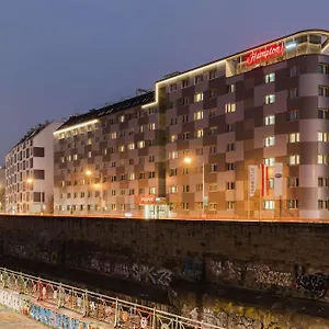 Hampton By Hilton West Vídeň