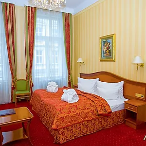 Hotel Opera