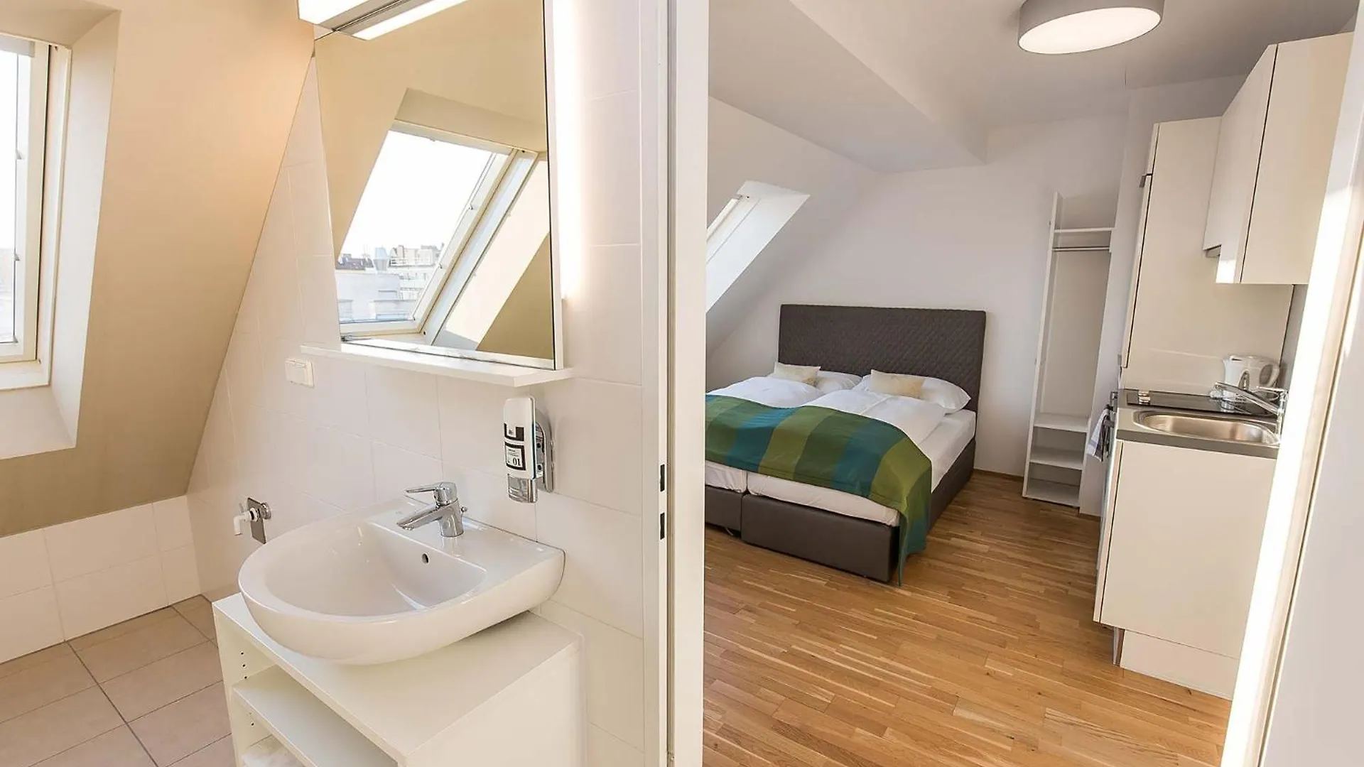 Smart Apart Living - Wien Hauptbahnhof - Self Check-In Avusturya