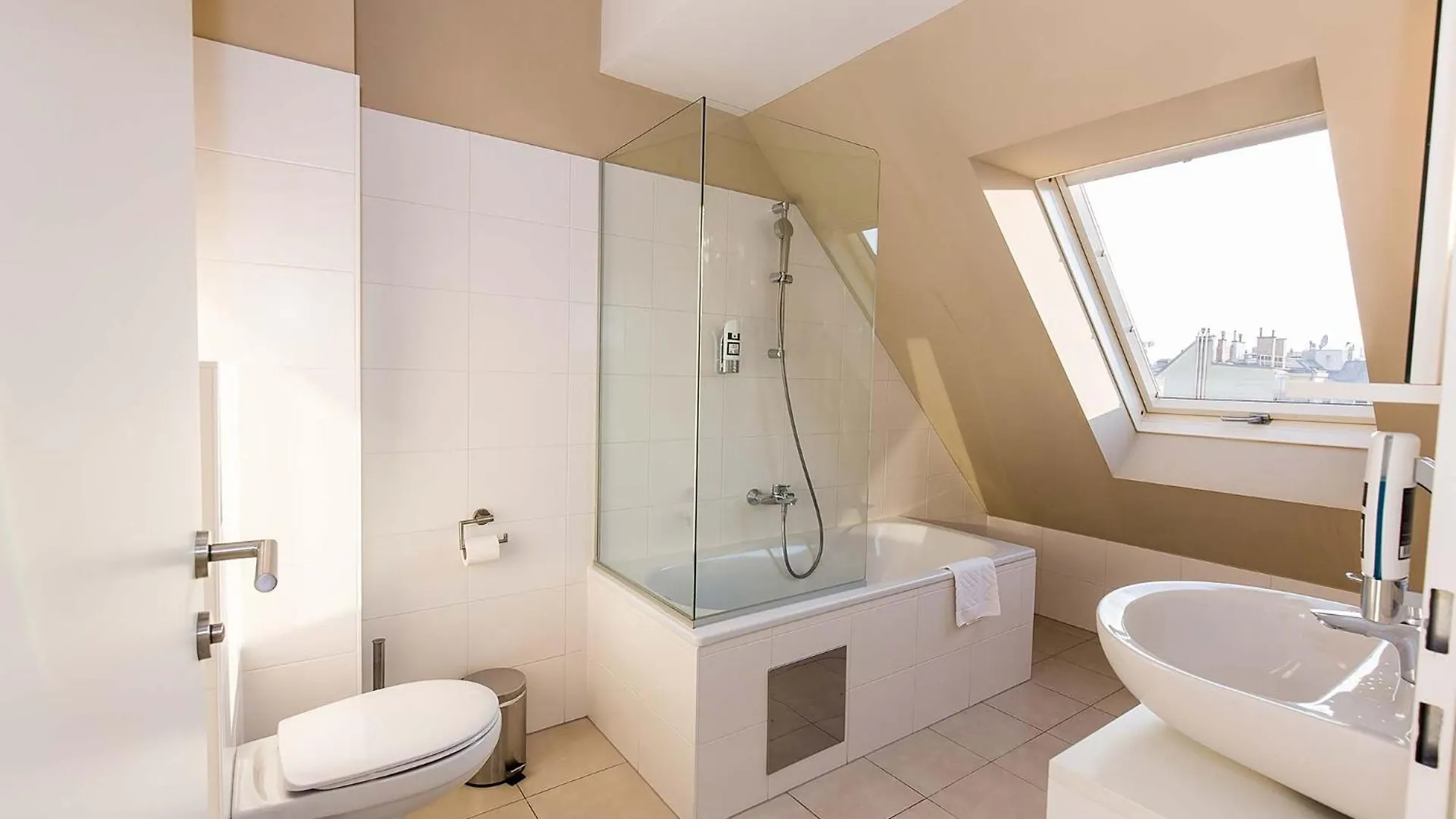 Smart Apart Living - Wien Hauptbahnhof - Self Check-In Aparthotel Vienna